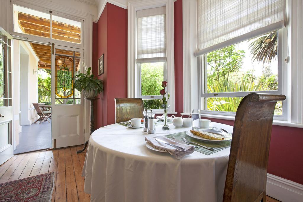Medindi Manor Hotel Cape Town Exterior photo