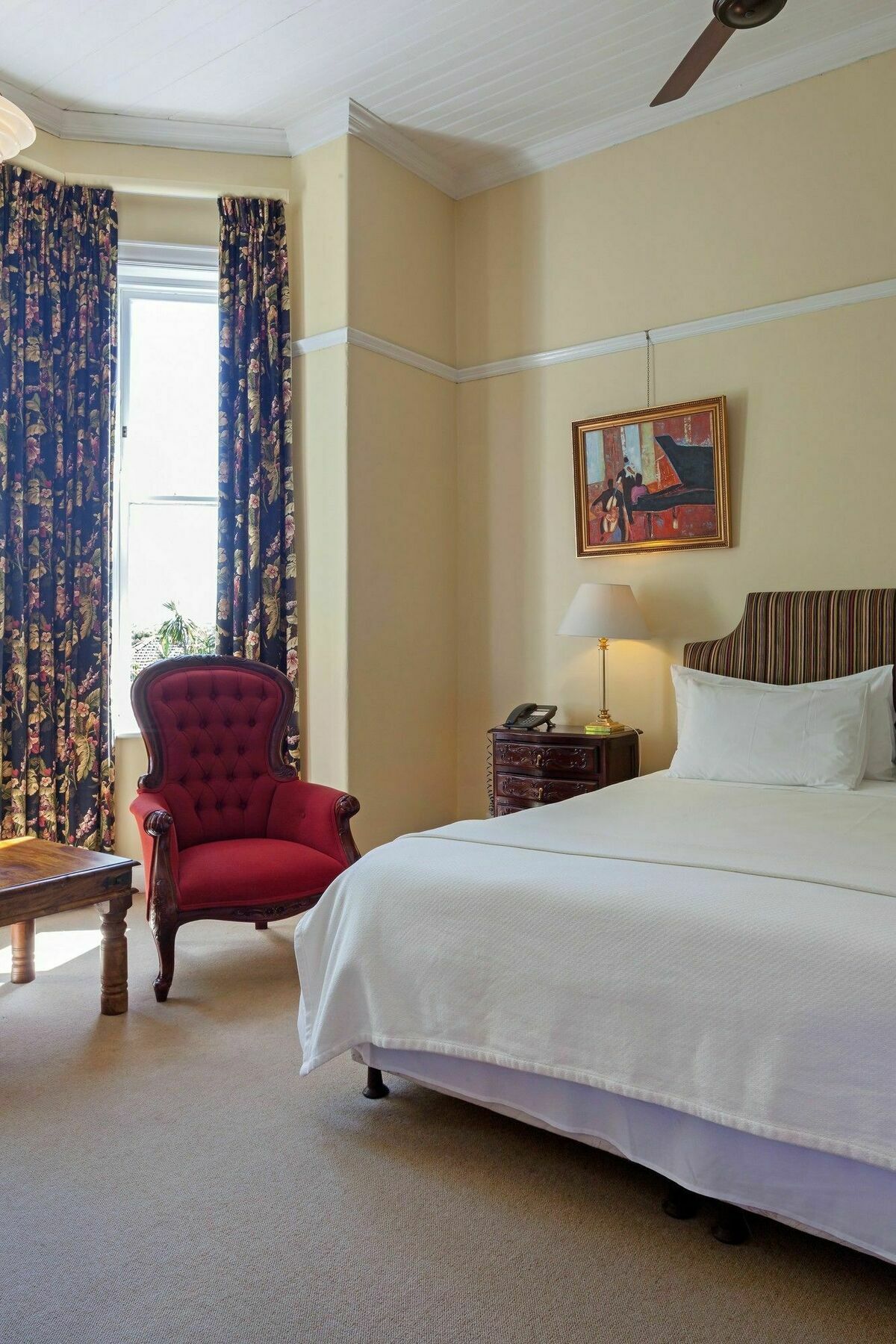 Medindi Manor Hotel Cape Town Exterior photo